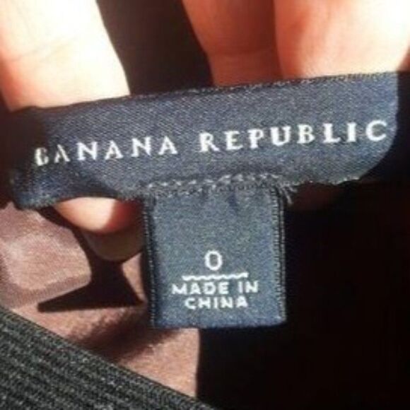 Banana Republic Parochial Silk Pleated Mini Skirt Pockets Burgundy Brown Sz 0 - Picture 3 of 8